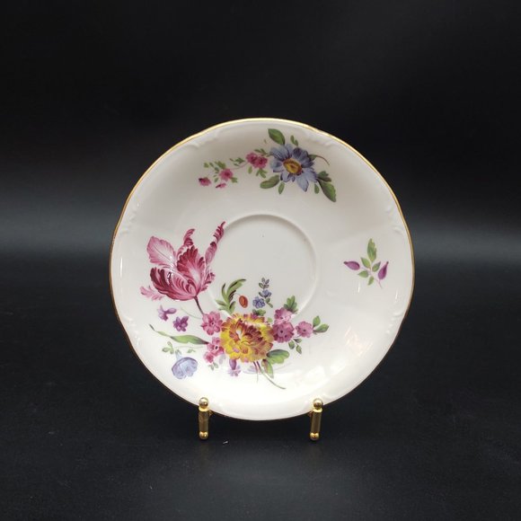 Aynsley Tea Cup and Saucer - Picture 9 of 11